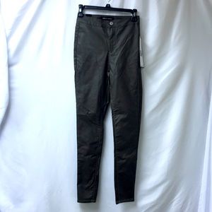 Almost famous skinny pants women olive  green size 3